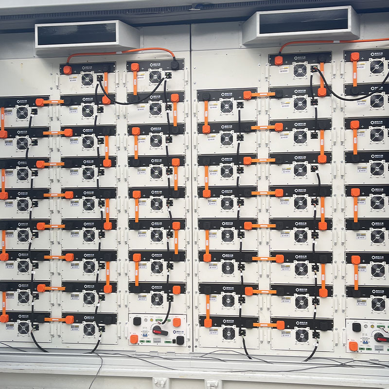 45-metrowy pojemnik do magazynowania energii litowej i sodu do projektów na dużą skalę